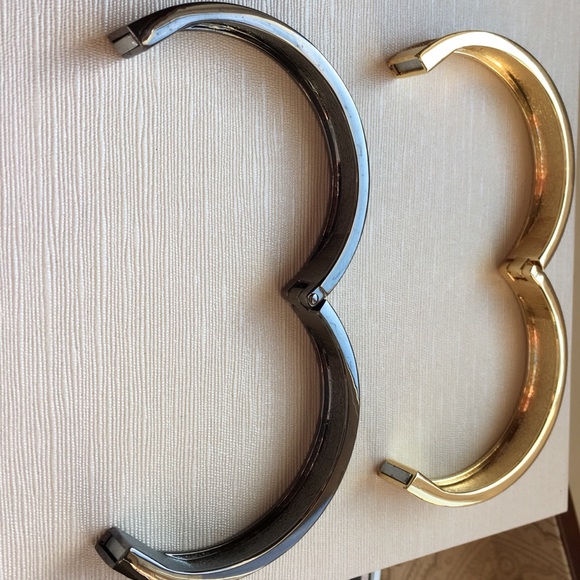 Set of two shimmery bracelets - Picture 4 of 8